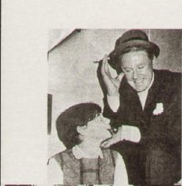N.Y. 1965 . " Ed Sullivan show " back stage. Rita  chat  with famous American movie  star Van Johnson