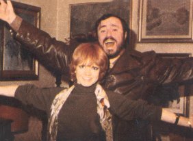 Rita con il grande Luciano Pavarotti.  Modena 1972